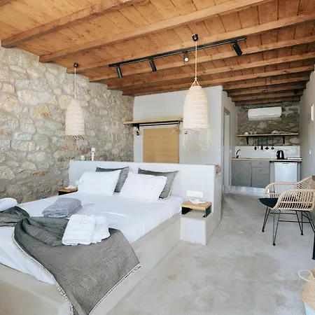 White And Grey Mykonos Town Room photo