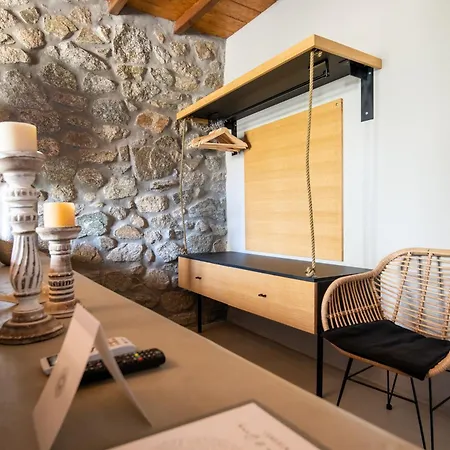 White And Grey Mykonos Town Room photo
